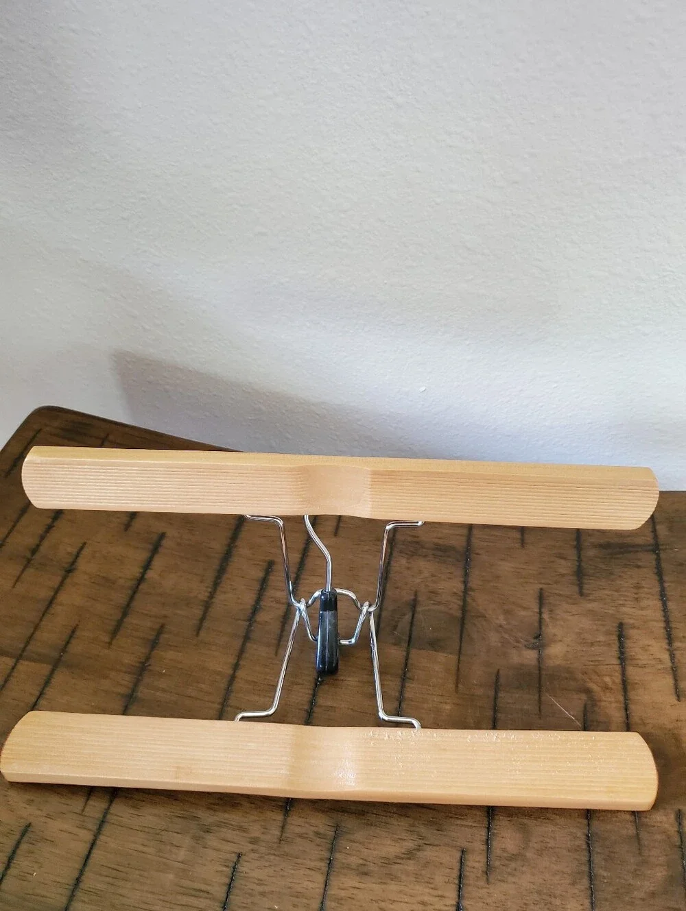 Wooden Pant Clamp Hangers  Natural Cherry Walnut Lot of 8